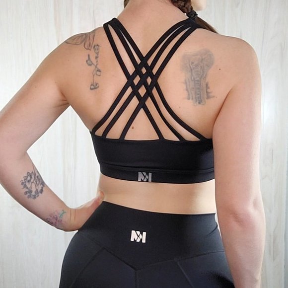 Krys&Max Outfit - Picture 3 of 5